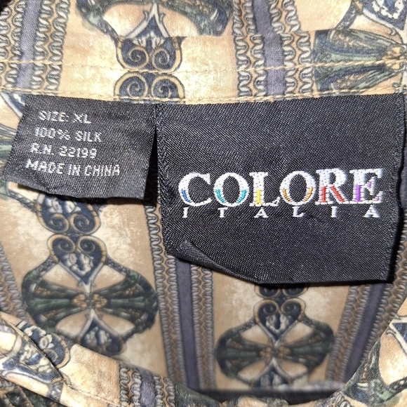 A Colore Italia 100% Silk mens short sleeve button-down shirt in an XL. EUC - Picture 3 of 6